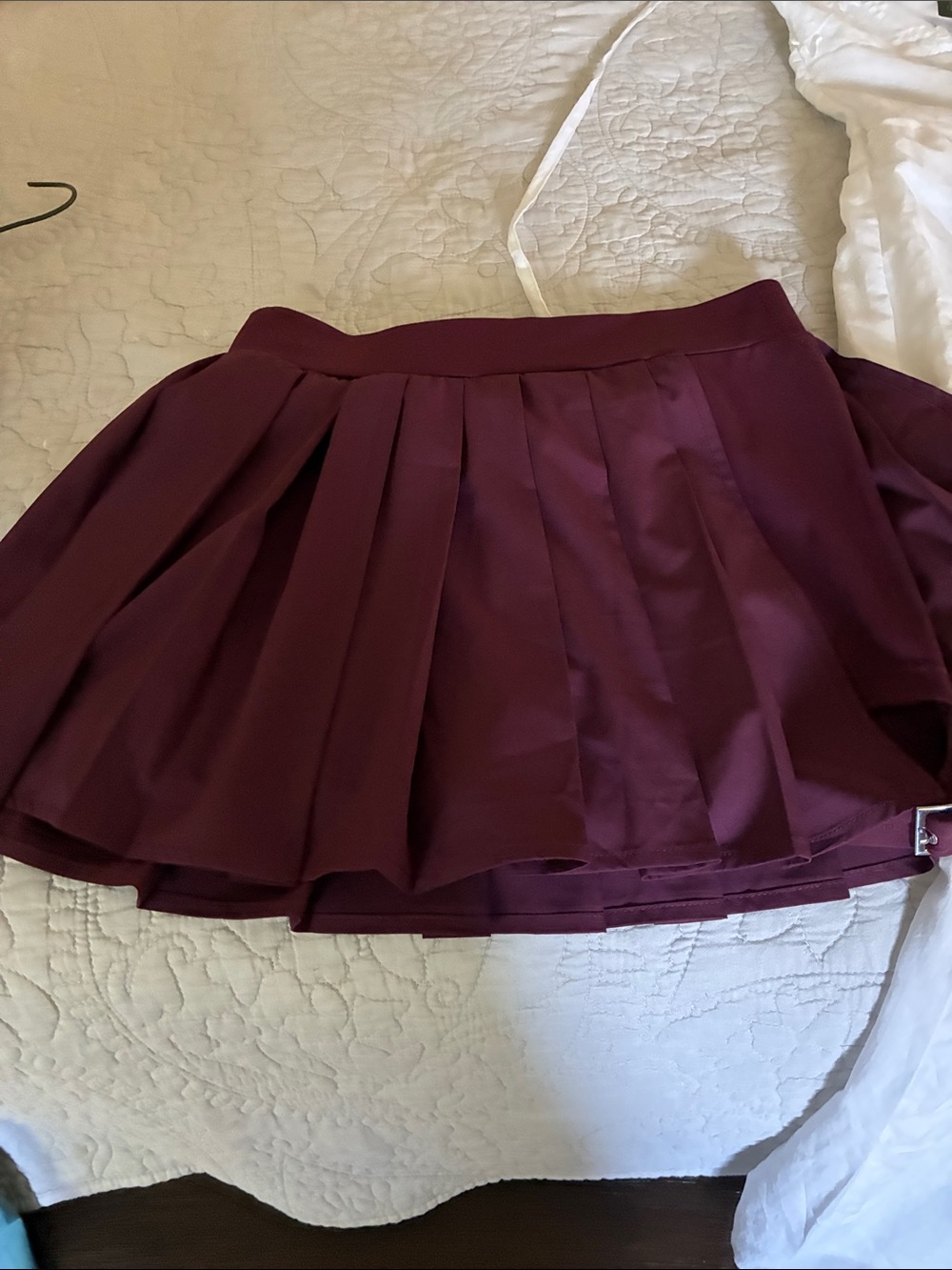 HALARA Pleated Circle Skirt in Burgundy